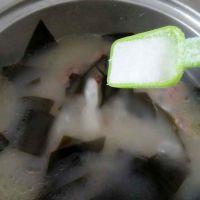 海带肉丸汤的做法步骤7