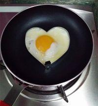 煎无油流芯蛋的做法步骤4