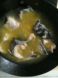 奶白鱼头豆腐汤的做法步骤5