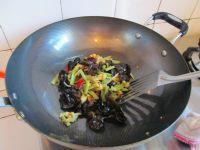 酸辣三脆的做法步骤5