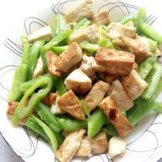 家常青椒豆腐