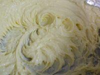 杏仁黄油曲奇饼干的做法步骤3