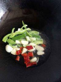 蒜蓉油麦菜的做法步骤4