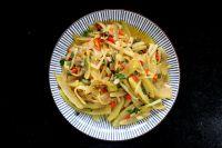 酸笋秒炒西瓜皮的做法步骤15