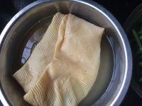 豆角炒干豆腐皮的做法步骤1