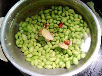 凉拌青豆的做法步骤3