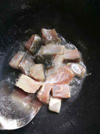 红烧草鱼块的做法步骤4