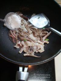 辣椒鱿鱼头的做法步骤6