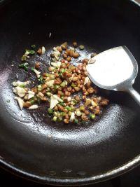 香菇肉酱拌面的做法步骤5