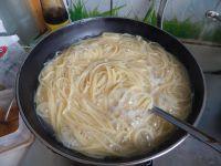 肉末茄子凉拌意面的做法步骤4