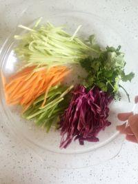 凉拌面的做法步骤2