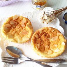 杏仁蜂蜜小蛋糕