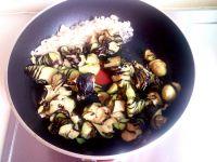 茄子虾皮粉的做法步骤3