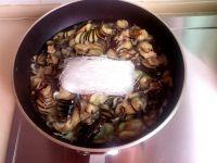 茄子虾皮粉的做法步骤5