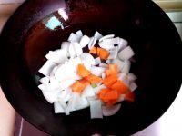 洋葱鱿鱼花的做法步骤3