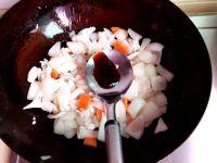 洋葱鱿鱼花的做法步骤5