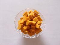 小老虎南瓜土司的做法步骤1