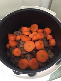 咖喱牛腩土豆饭的做法步骤5