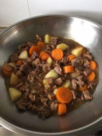 咖喱牛腩土豆饭的做法步骤9