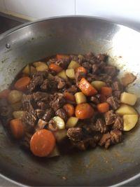 咖喱牛腩土豆饭的做法步骤11