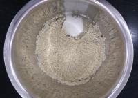 芝麻脆饼的做法步骤1