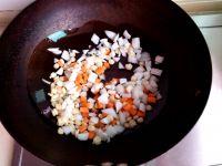 毛豆洋葱炒肉丁的做法步骤2