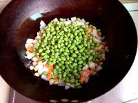 毛豆洋葱炒肉丁的做法步骤3