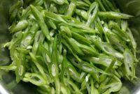 鸡蛋炒豆角的做法步骤1