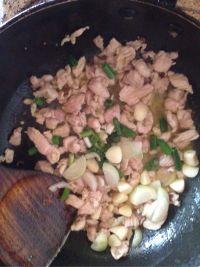 平菇焖面的做法步骤7