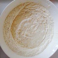 花朵面包的做法步骤2