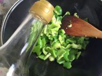 青椒炒鸡蛋的做法步骤9