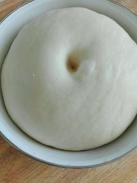 小兔子面包的做法步骤1