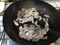 咸菜炒肚片的做法步骤9