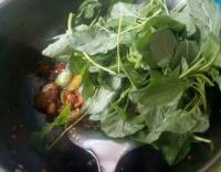 黄瓜苋菜炒肉的做法步骤9