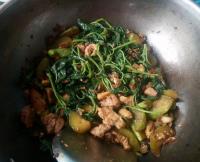 黄瓜苋菜炒肉的做法步骤10