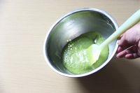 菠菜牛油果蛋糕的做法步骤4