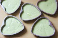 菠菜牛油果蛋糕的做法步骤10