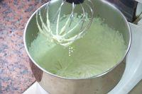 菠菜牛油果蛋糕的做法步骤13