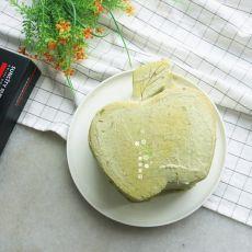 菠菜牛油果蛋糕