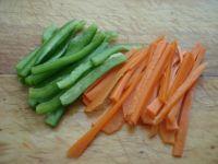 沙茶酱培根卷的做法步骤3