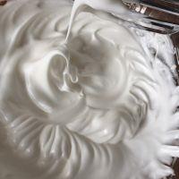 三色玛德琳蛋糕--蛋白打发版的做法步骤5