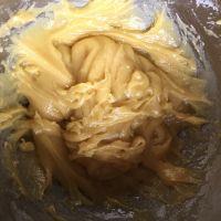 三色玛德琳蛋糕--蛋白打发版的做法步骤7