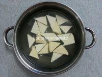 牛肉酱烧豆腐的做法步骤1