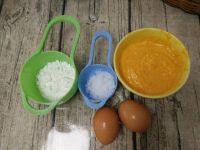 胡萝卜酸奶蛋糕的做法步骤3