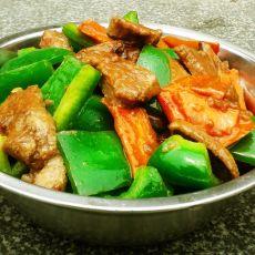 红萝卜青椒炒猪肝