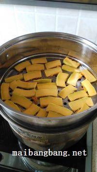 蔓越莓南瓜发糕的做法步骤1