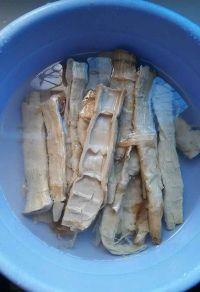 笋干烧五花肉的做法步骤1