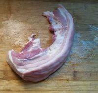 笋干烧五花肉的做法步骤2