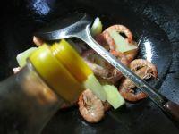 土豆炒基围虾的做法步骤6