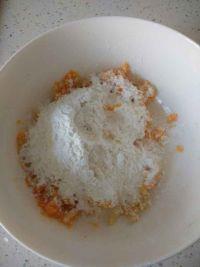 红薯蜜豆饼的做法步骤3